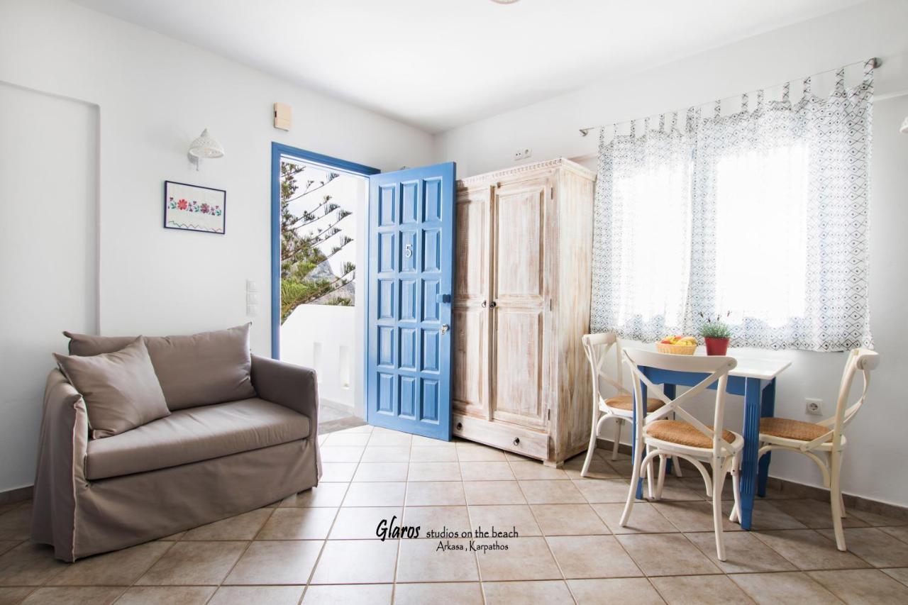 Glaros Luxury Studio On The Beach Apartment อาร์คาซา ภายนอก รูปภาพ
